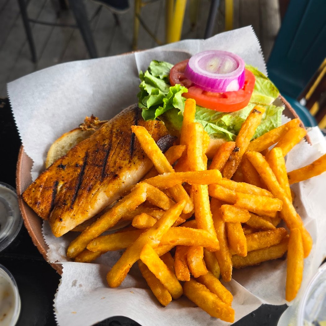 Backyard Sports Bar and Grill 1